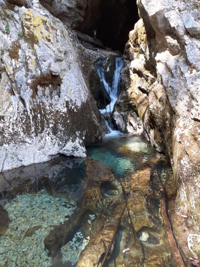 Chalet Velebitska Kuca Velika Plana Kültér fotó